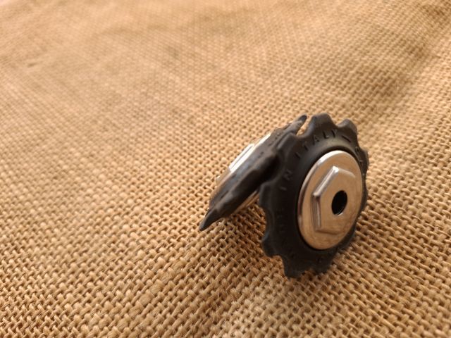 ลูกรอกตีนผี Campagnolo C-Record ลื่นดี ส่งฟรี รูปที่ 8
