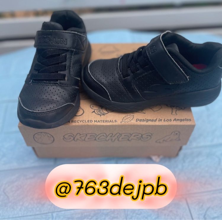 ชาย ดำ M ส่งต่อรองเท้าอนุบาล skechers เด็ก