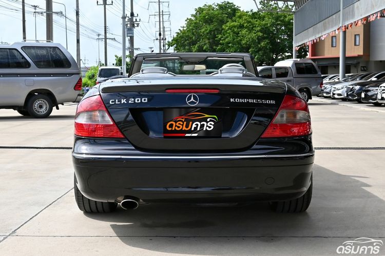 Mercedes-Benz CLK-Class 2005 CLK200 Kompressor Sedan เบนซิน ไม่ติดแก๊ส เกียร์อัตโนมัติ ดำ รูปที่ 4