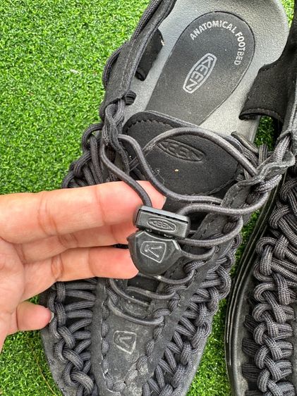 รองเท้า KEEN Uneek สีดำ ของแท้ มือสองสภาพดี รูปที่ 5