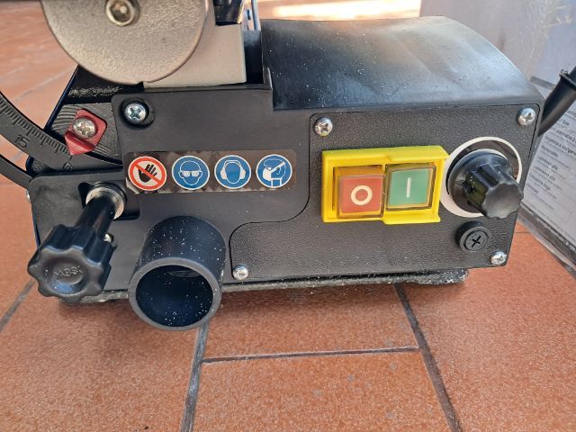 เลื่อยฉลุไฟฟ้า รูปที่ 2