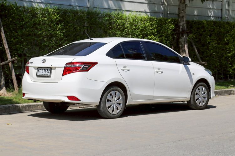 Toyota Vios 2017 1.5 J Sedan เบนซิน ไม่ติดแก๊ส เกียร์อัตโนมัติ ขาว รูปที่ 3
