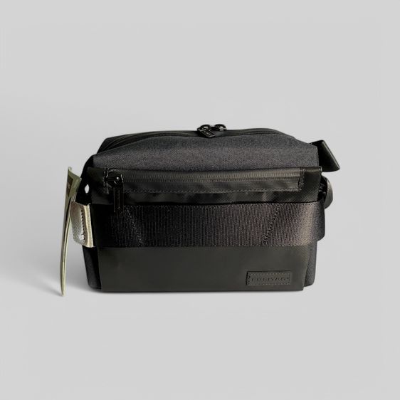 Freitag 𝐅𝟔𝟕𝟎 𝗪𝐀𝐑𝐑𝐄𝐍 𝐁𝐥𝐚𝐜𝐤 𝐂𝐑𝐎𝐒𝐒𝐁𝐎𝐃𝐘 𝐌𝐄𝐃𝐈𝐔𝐌