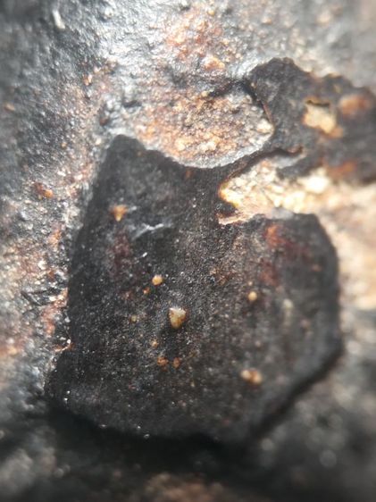 พระปิดตาเนื้อแห้งๆเก่าๆลงรักครับ รูปที่ 16