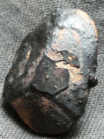 พระปิดตาเนื้อแห้งๆเก่าๆลงรักครับ รูปที่ 18