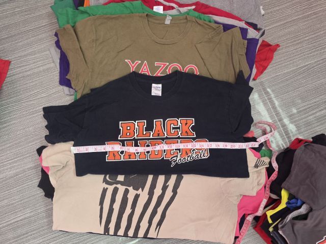 เสื้อยืด มือ2 เกรด A สภาพสวยๆ ขายเหมา 100ตัว 1,500บ.  (คละสี คละไซส์) มีส่งเก็บปลายทาง รูปที่ 9