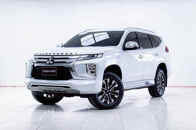 Mitsubishi Pajero Sport 2021 2.4 GT Plus Utility-car ดีเซล ไม่ติดแก๊ส เกียร์อัตโนมัติ ขาว