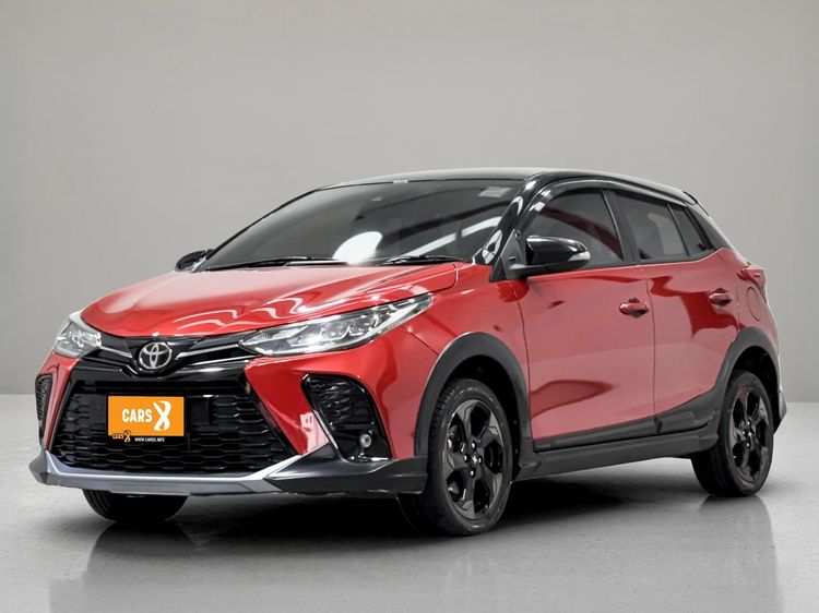 รถ Toyota Yaris 1.2 Sport Premium X สี แดง