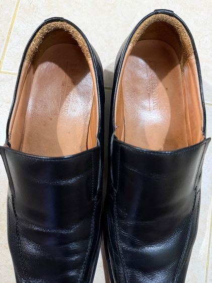 รองเท้าหนัง รูปที่ 13
