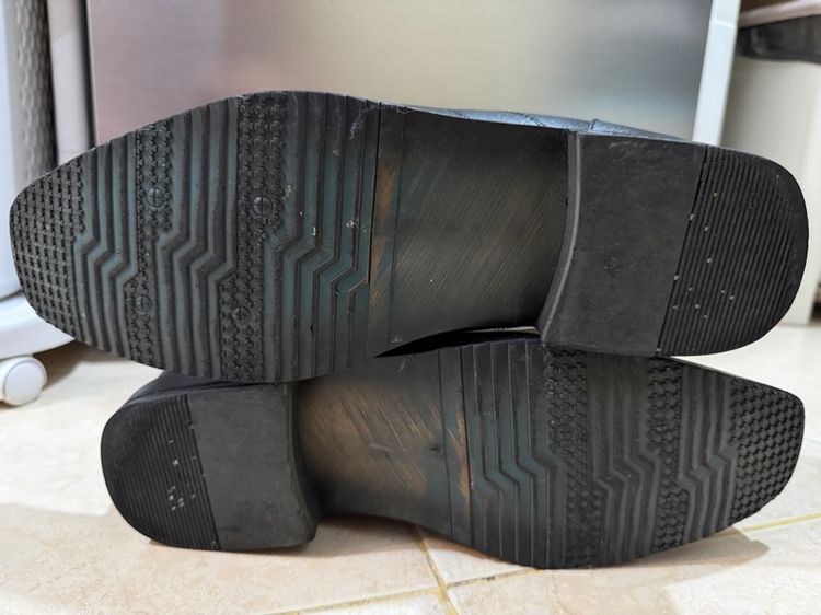 รองเท้าหนัง รูปที่ 14