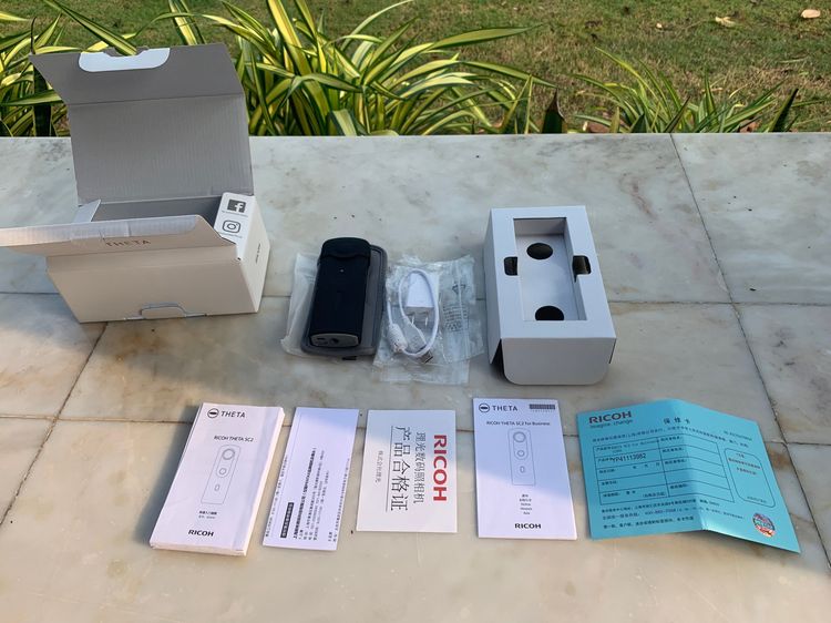 ขายมือสอง RICOH THETA SC2. 360 Camera (กล้อง 360 องศา) แถมฟรี ซิลิโคนกันเลนส์และตัวเครื่อง