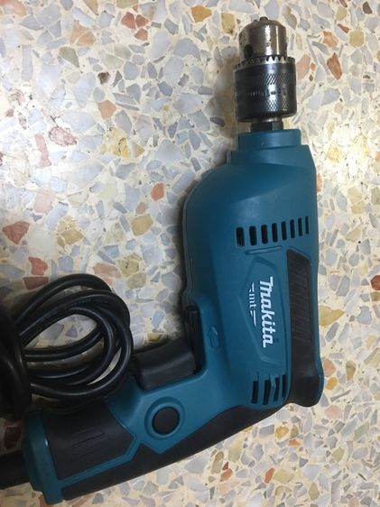 สว่านไฟฟ้า makita M6001 10mm ปรับซ้ายขวาได้สภาพสวยพร้อมใช้งานแท้ รูปที่ 2