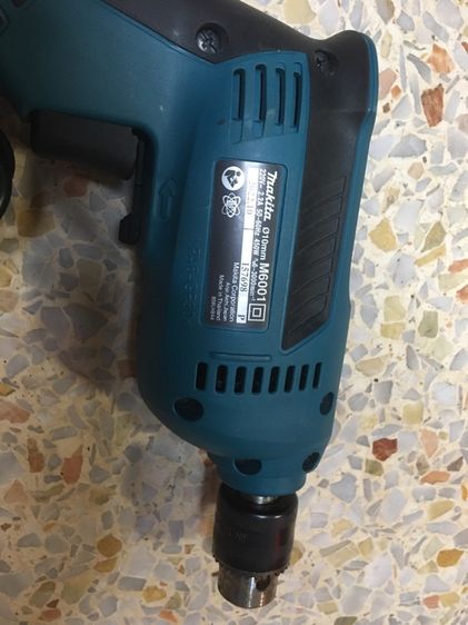 สว่านไฟฟ้า makita M6001 10mm ปรับซ้ายขวาได้สภาพสวยพร้อมใช้งานแท้ รูปที่ 3