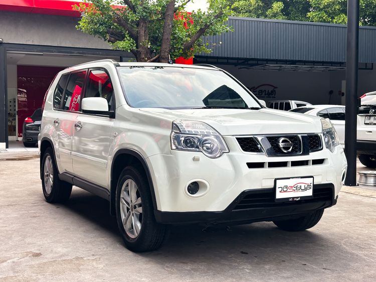 Nissan X-Trail 2013 2.0 Utility-car เบนซิน เกียร์อัตโนมัติ ขาว รูปที่ 3