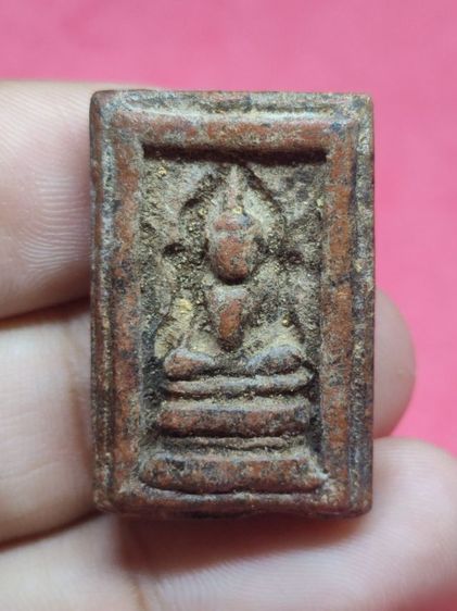 พระสมเด็จเเหวกม่าน