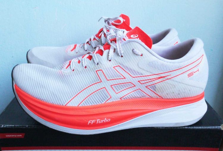 ASICS S4 SUB4 42.5EURO 27CM 9US 