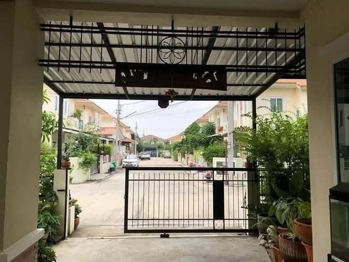 ตกแต่งครบ หมู่บ้าน ลภาวัน 19 รัตนาธิเบศร์ - ราชพฤกษ์ บ้านแฝด รูปที่ 3