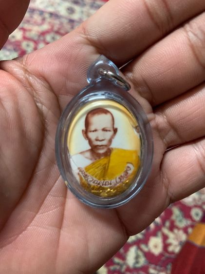 ล็อกเกตหลวงปู่กาหลงรุ่นแรก