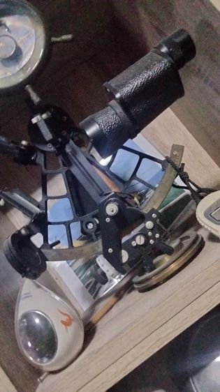 อื่นๆ เข็มทิศเดินเรือ sextant แบบกล้องดูทิศดาว 