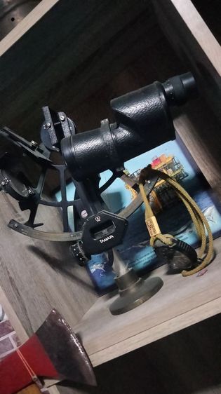 เข็มทิศเดินเรือ sextant แบบกล้องดูทิศดาว  รูปที่ 3