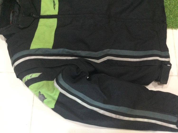 เสื้อการ์ดมือสอง รูปที่ 5