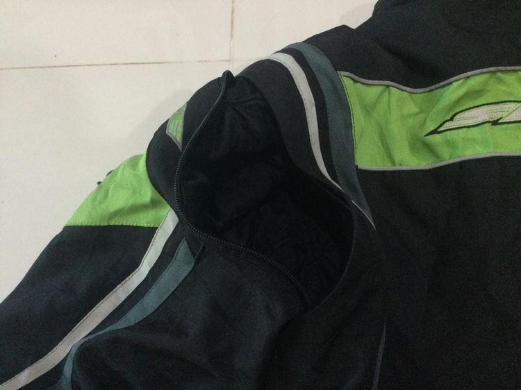 เสื้อการ์ดมือสอง รูปที่ 10