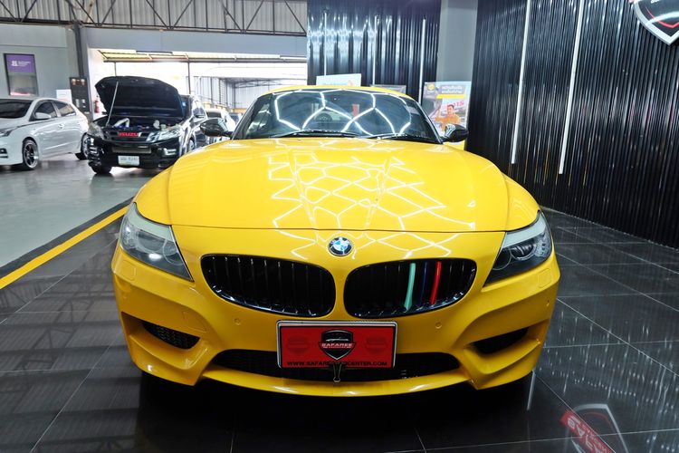 BMW Z4 2012 2.0 sDrive20i M Sport Package Sedan เบนซิน เกียร์อัตโนมัติ เหลือง รูปที่ 2