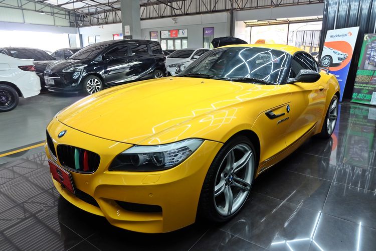 BMW Z4 2012 2.0 sDrive20i M Sport Package Sedan เบนซิน เกียร์อัตโนมัติ เหลือง รูปที่ 3