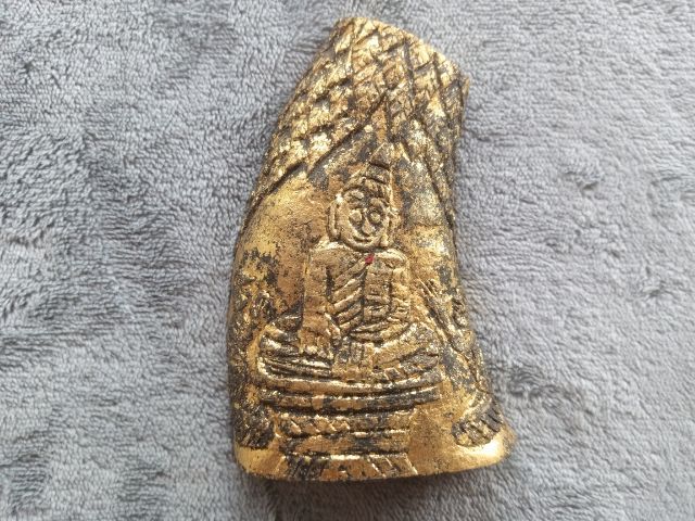 พระพุทธและพระสาวกเขาแกะปิดทอง