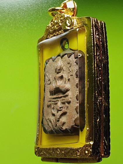 พระหลวงพ่อปาน วัดบางนมโค รุ่นแรก สภาพผ่านการใช้มาบ้าง เลี่ยมโบราณจับขอบมาแต่เดิม พระสภาพสวยเก่าน่ารัก น่าใช้ แบ่งปันบูชาราคาเบาๆครับ รูปที่ 4