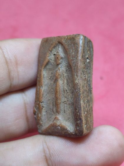 พระกำเเพงหน้าอิฐ รูปที่ 2