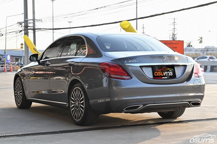 Mercedes-Benz C-Class 2018 C350 Sedan ปลั๊กอินไฮบริด (PHEV) ไม่ติดแก๊ส เกียร์อัตโนมัติ เทา รูปที่ 3