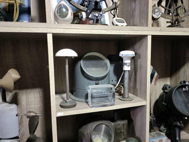 ของสะสมงานทองเหลือง   รูปที่ 18