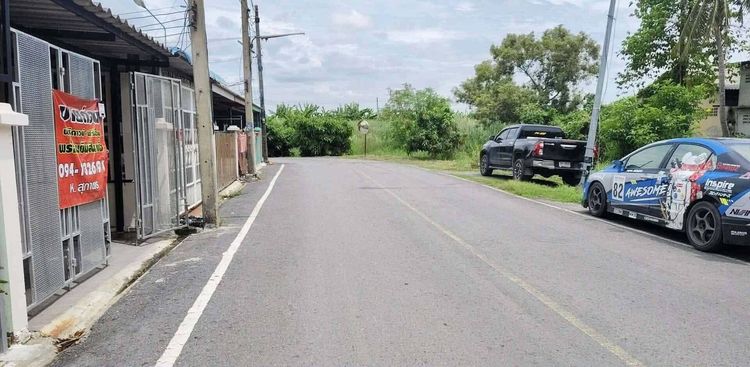 บ้านมือสองรีโนเวมใหม่พร้อมอยู่