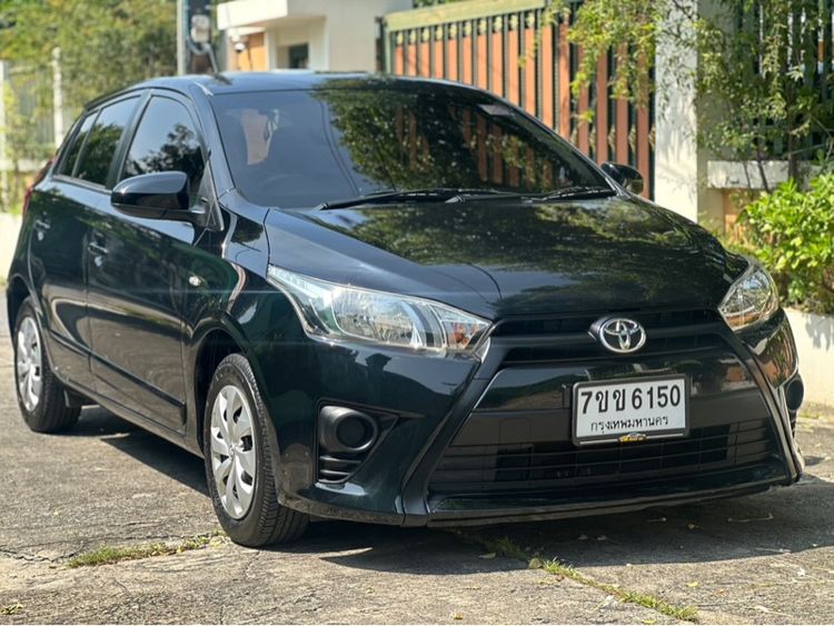 Toyota Yaris 2014 1.2 J Sedan เบนซิน เกียร์อัตโนมัติ ดำ รูปที่ 2