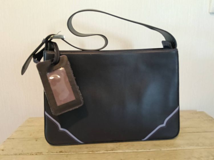 หนัง PU หญิง หลากสี กระเป๋าสะพาย ดีไซน์เรียบเกร๋ ทรงสาวออฟฟิศ แอร์โฮสเตส สาวทำงาน สะพายแล้วเริ่ดมั่น แม่ขอบอก