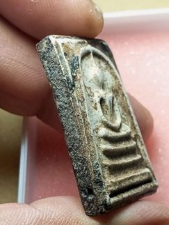 สมเด็จวัดระฆัง พิมพ์อกวี สวย เก่า แท้ เนื้อแก่ปูนเปลือกหอย มีคราบเก่าเกาะตามองค์พระอย่างเป็นธรรมชาติ ชอบ สนใจ เป็นเนื้อคู่ เชิญทักมาครับ รูปที่ 3