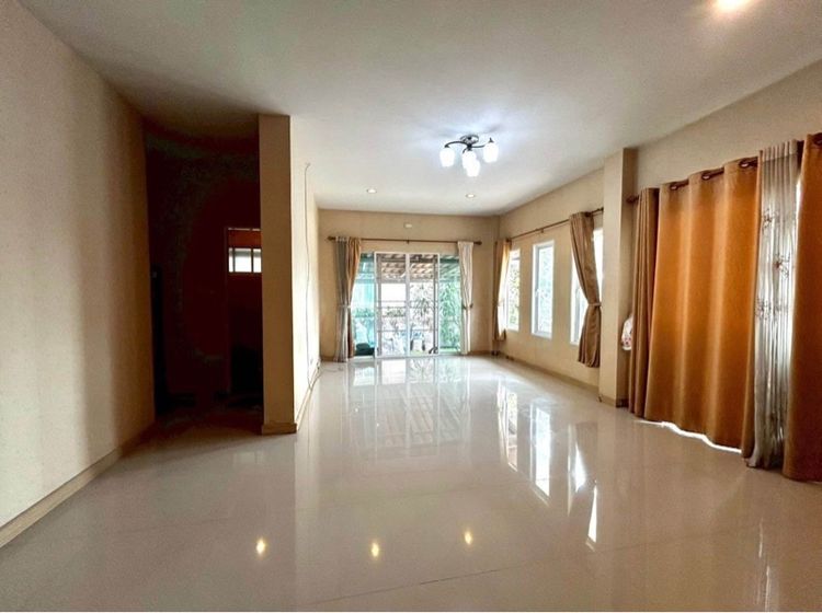 มีบางส่วน 2014 บ้านพร้อมที่ดิน รูปที่ 3