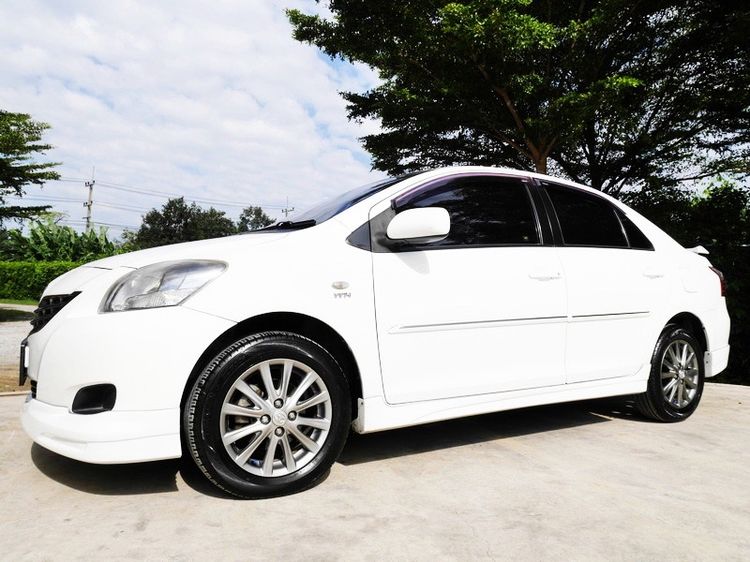 รถ Toyota Vios 1.5 E สี ขาว