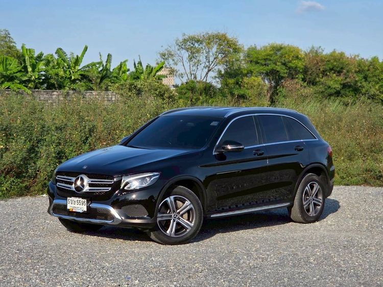 รถ Mercedes-Benz GLC-Class GLC220d สี ดำ