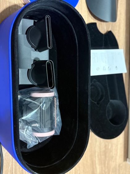 ไดร์เป่าผม สี บลูบลัช Dyson Supersonic  Hair Dryer HD15 พร้อมกล่องสีฟ้าสุดหรู รูปที่ 13