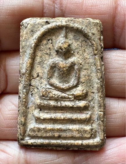 🙏พระสมเด็จพิมพ์ใหญ่ เนื้อก้นครก(พระหักซ่อมเดิม) มีคราบกรุ🙏 พระสมเด็จพิมพ์ใหญ่ บางขุนพรหม องค์ละ 1850