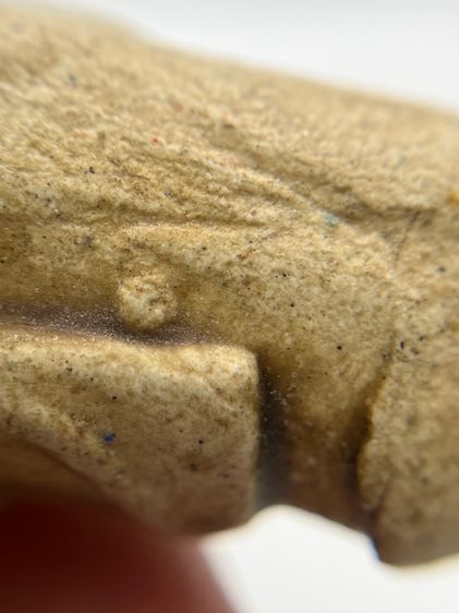 ประคำมือหยกสีเขียวมรกตคละพระสมเด็จม้วนสีเหลือง  รูปที่ 17