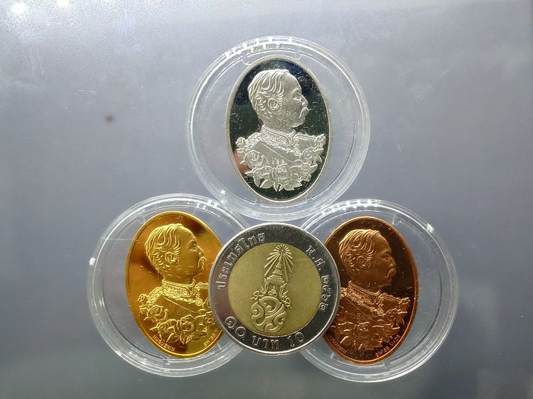 สมเด็จพระปิยมหาราช (สองหน้า รุ่นแรก) ชุด 3 เหรียญ เนื้อเงิน ทองแดง ชุบทอง ขัดเงา บล็อกฮูกานิน สวิสๆ วัดสุทัศน์ๆ พ.ศ.2537 กล่องเดิม รูปที่ 5