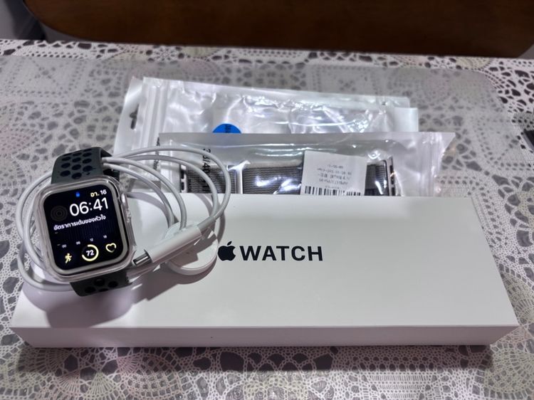 Apple Watch SE รุ่น GPS 40MM รูปที่ 2