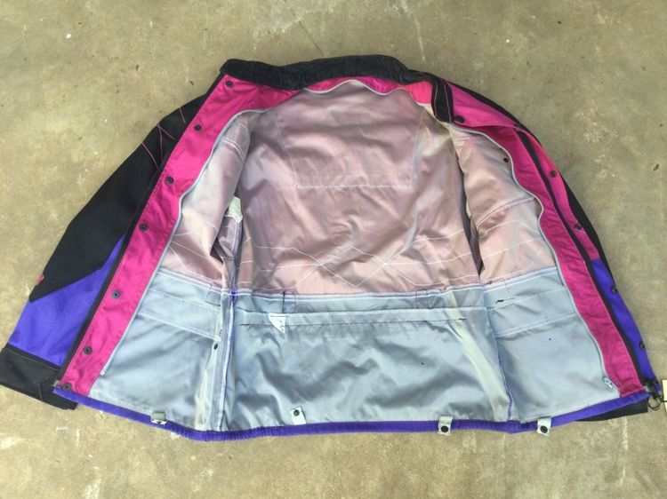 เสื้อการ์ดมือสอง รูปที่ 13