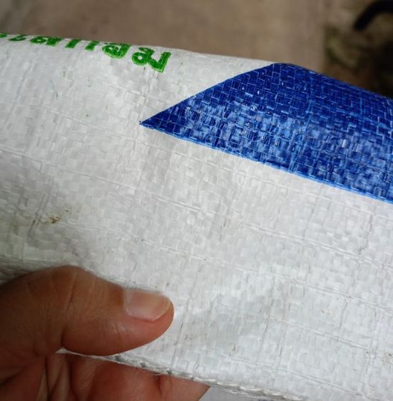 มือสอง กระสอบนิ่ม ถุงปุ๋ย บรรจุได้30 กก จำนวน10 ใบ (คละสีนะคะ แต่ลายเดียวกันหมด) รูปที่ 4