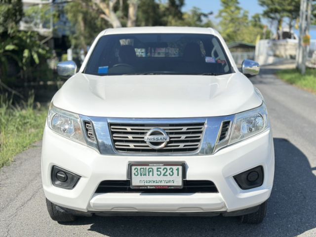 Nissan NP300-NAVARA 2020 2.5 E Pickup ดีเซล ไม่ติดแก๊ส เกียร์ธรรมดา ขาว รูปที่ 2