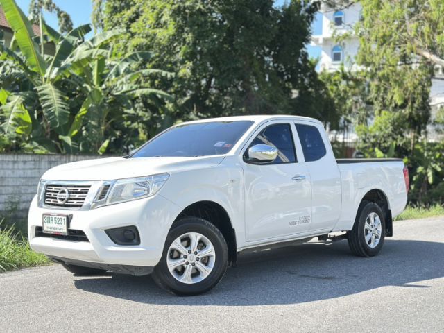 Nissan NP300-NAVARA 2020 2.5 E Pickup ดีเซล ไม่ติดแก๊ส เกียร์ธรรมดา ขาว รูปที่ 3