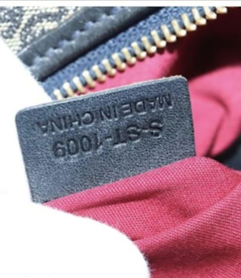 Vintage celine macadam blue canvas handbagsแท้ รูปที่ 15